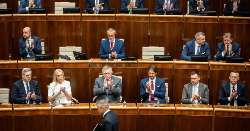 Koalícia a opozícia sa nezhodli na reakciách po prejave prezidenta