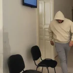 Mučenie na stanici trvalo tri hodiny, tvrdí Lukáš. Z väzenia je doma