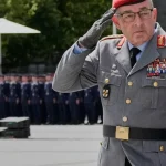 Nemecký generál Carsten Breuer bol zvolený za nového predsedu vojenského výboru NATO.