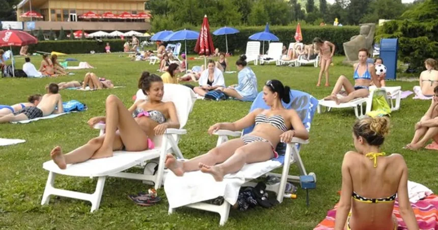 Nevyspytateľné počasie poznačilo sezónu na košických kúpaliskách