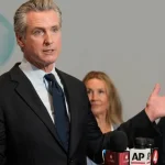 Obľúbený kalifornský demokratický guvernér
