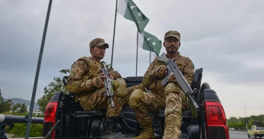 Pakistan podnikol v noci útoky na desať cieľov