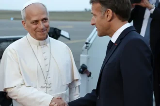 Pápež skončil svoju návštevu Francúzska a vrátil sa späť do Ríma