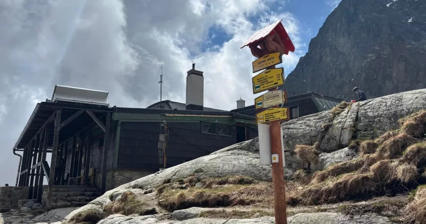 Peter Švec zostáva na čele klubu turistov. Bez zmien ani pri tatranských chatách