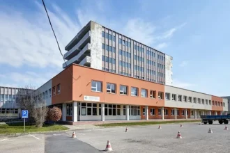 Po dvoch neúspešných výberoch má škola riaditeľku. Uspela doterajšia poverená šéfka