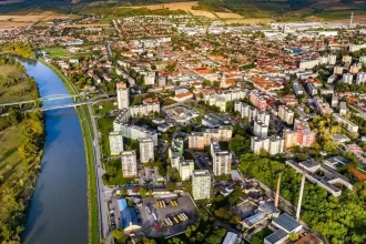 Pohorel medzi okresnými mestami, predposledný. Obce nič neohúrili