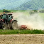 Poľnohospodári na juhu Slovenska čelia vážnym problémom