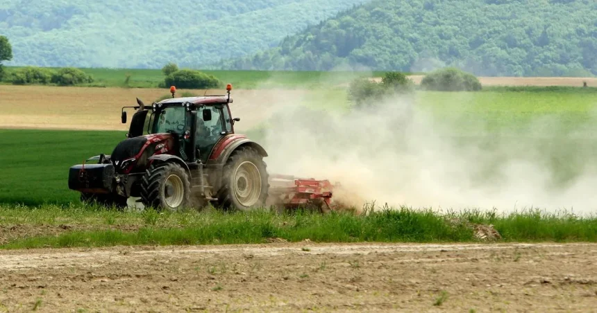 Poľnohospodári na juhu Slovenska čelia vážnym problémom
