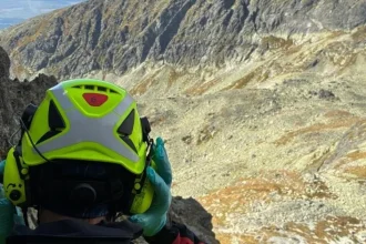 Poľský turista neprežil pád v Batizovskej próbe, druhého zachránili