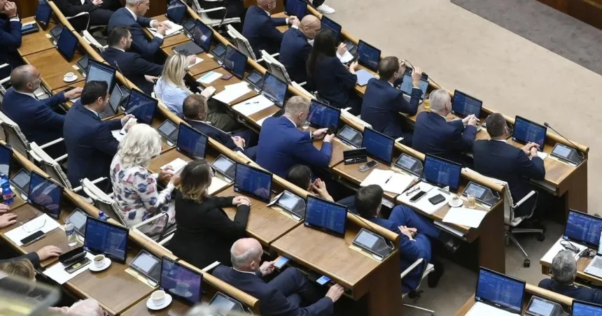 Poslanci diskutujú o vízii pre Slovensko
