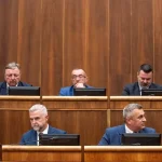 Poslanci otvorili rokovanie o návrhu novely zákona o potravinách