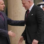 Prečo sa Paríž pridal k Slovensku pri blokovaní sankcií? Dôvodom väznení Francúzi