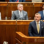 Prezident Pellegrini v parlamente ostro kritizoval opozíciu, koalícia mu tlieskala trikrát