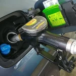 Priemerná cena nafty vo Francúzsku vystúpila na 2,41 eura za liter