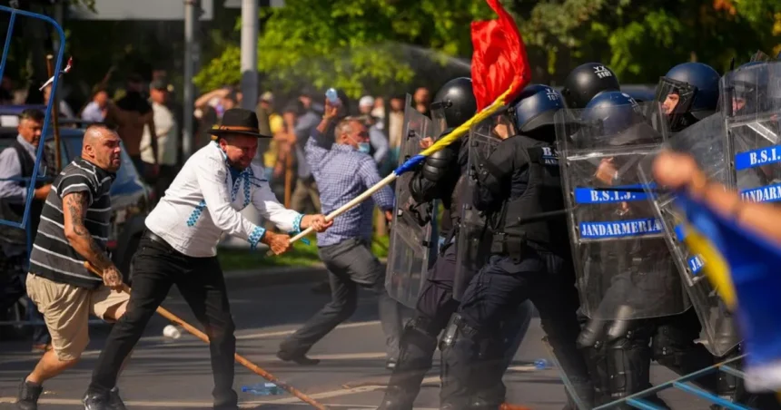 Protest farmárov a pastierov v Rumunsku sa zvrtol do násilia s políciou