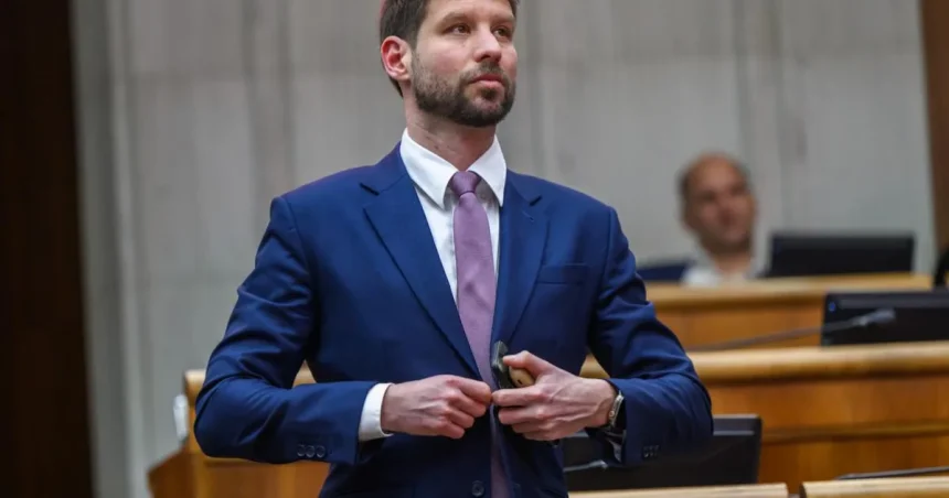 PS: Transakčná daň sa má zrušiť čo najskôr a pre všetkých, úpravy nepomôžu