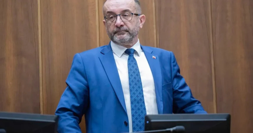 Puci: Transakčná daň nie je uzavretá, zrušiť sa môže aj o rok