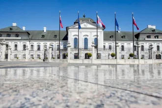 Rekonštrukcia nádvoria Grasalkovičovho paláca napreduje podľa plánu