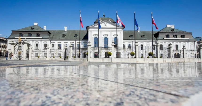 Rekonštrukcia nádvoria Grasalkovičovho paláca napreduje podľa plánu