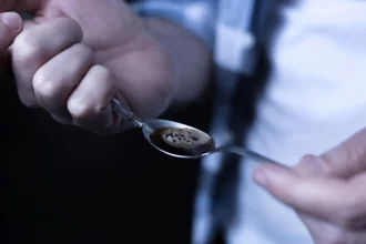 Roky užívali drogy, mysleli, že bez problémov, až sa im to vymklo. Počet pacientov