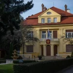 Sabotáže pripravovali zo Slovenska, agentov chránia ambasády