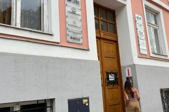 Sakovej životopis košickej kozmetičky zostáva utajený, odmieta ho zverejniť
