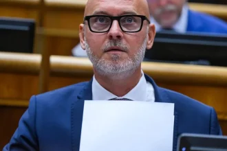 SaS kritizuje vládu za neschopnosť riešiť problémy