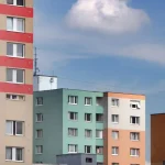 Slováci sa osamostatňujú až po tridsiatke.