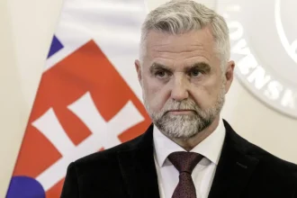 Smer tvrdí, že návrh PS o poplašnej správe je cieleným umlčiavaním názorov