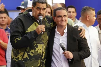 Spojenec madurovho režimu Saab priznal pranie špinavých peňazí