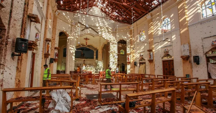 Srílanský súd odsúdil 15 mužov za účasť na bombových útokoch v roku 2019