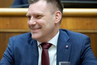 Taraba vyhral stávku: on je stále ministrom, Kuffa zatiaľ nie