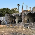 Útok na policajnú stanicu v Pakistane si vyžiadal už 31 mŕtvych
