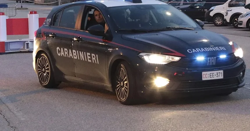 Útok žiaka nožom na učiteľku v škole v Ríme zastavil spolužiak z Konga