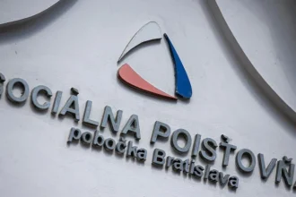 V prípade zastavenia výplaty mzdy zo strany firmy