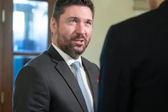 Včelám na opelenie pôjde 1,2 milióna eur, tvrdí Takáč