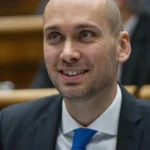 Vláda naďalej nerobí nič s vysokými cenami pohonných látok