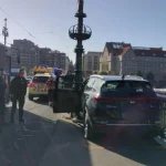 Vodič v Prahe vrazil autom na chodník, zranil dvoch ľudí