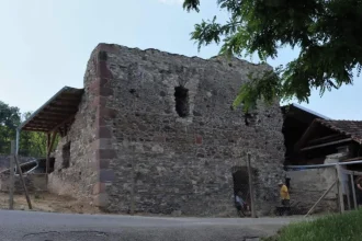 Zabudnutá zrúcanina hradu Csonkavár získa novú tvár