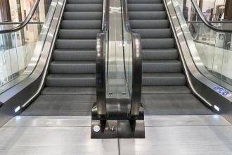 Ako sa podniká v tieni veľkých nákupných centier? Menšie bratislavské centrá točia milióny