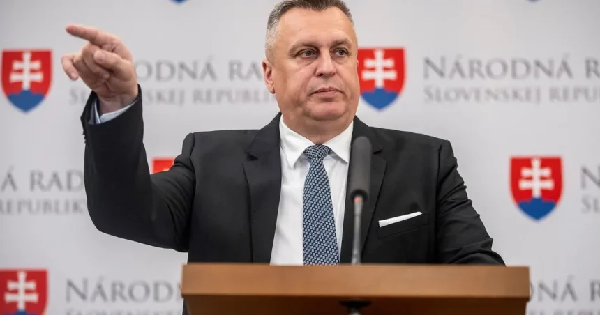 Danko ako temný rytier? Ani náhodou, nie je hrdina