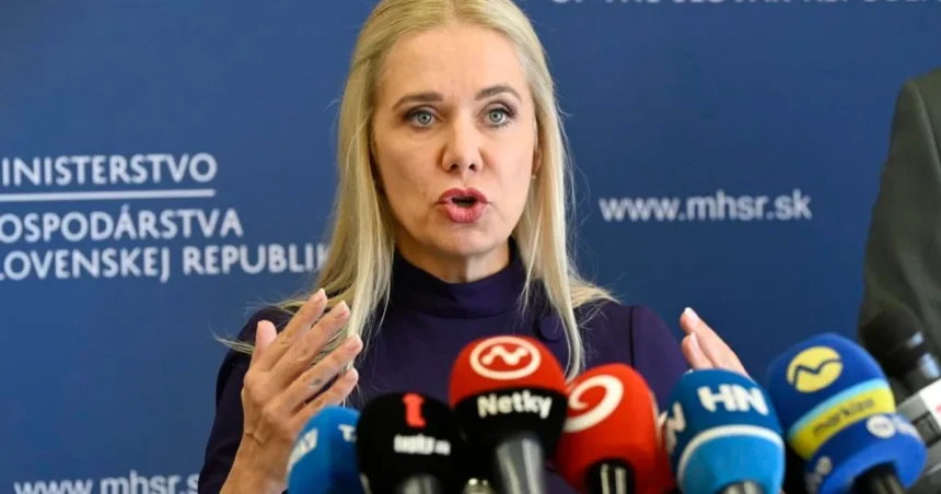 Do Moskvy mala ísť ministerka Saková, uviedol Fico