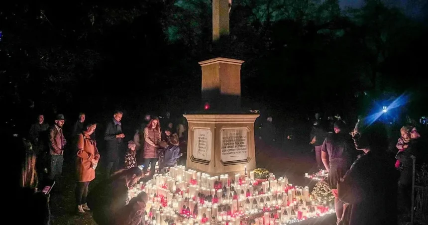 Dušičky v Bratislave: Cintoríny otvorené dlhšie, polícia posilní dohľad a MHD pridá spoje