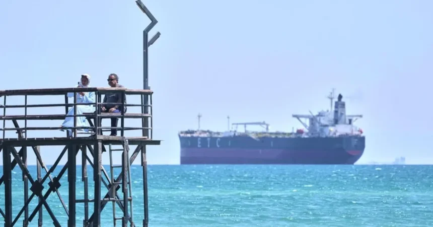 Egypt sprísnil pravidlá pre starnúce lode v Suezskom prieplave