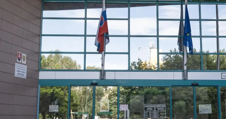 Finančná správa môže zmeniť pravidlá pre podávanie daňových priznaní
