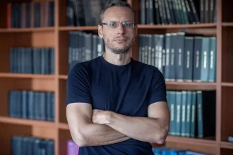 Historik Baka: Golian a Husák neboli blízki priatelia, film ich vzťah zobrazuje inak