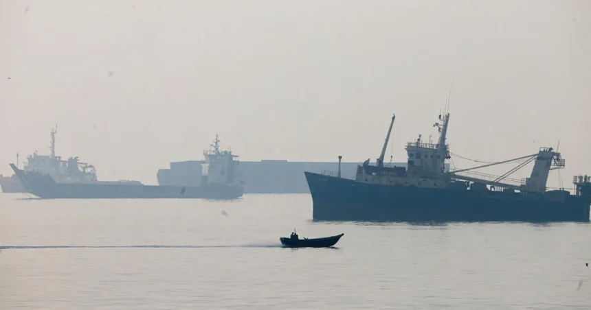 Irán zaútočil na ropný tanker v Hormuzskom prielive