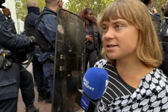 Ku francúzskym protestujúcim študentom sa pripojila aj Greta Thunbergová