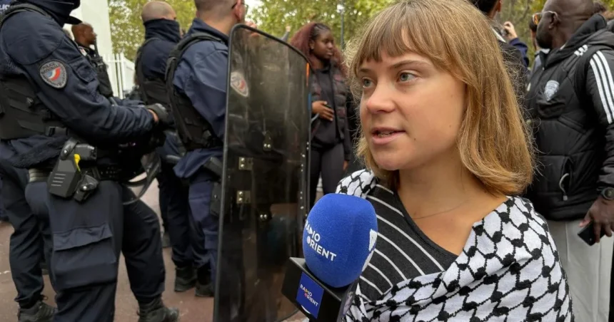 Ku francúzskym protestujúcim študentom sa pripojila aj Greta Thunbergová