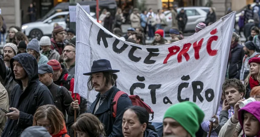Kultúrna vojna: vláda útočí na ČT, rozhlas aj súdy